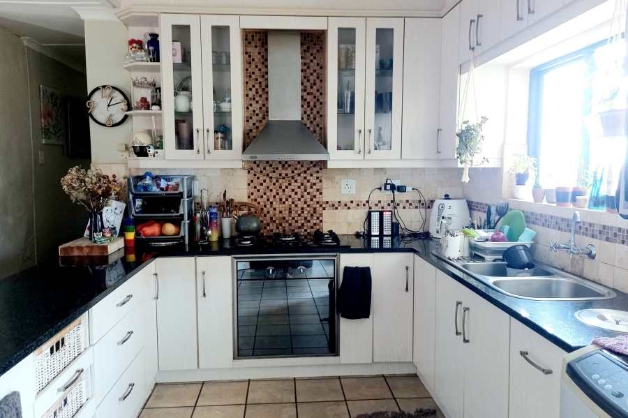5 Bedroom Property for Sale in Vredenburg Western Cape